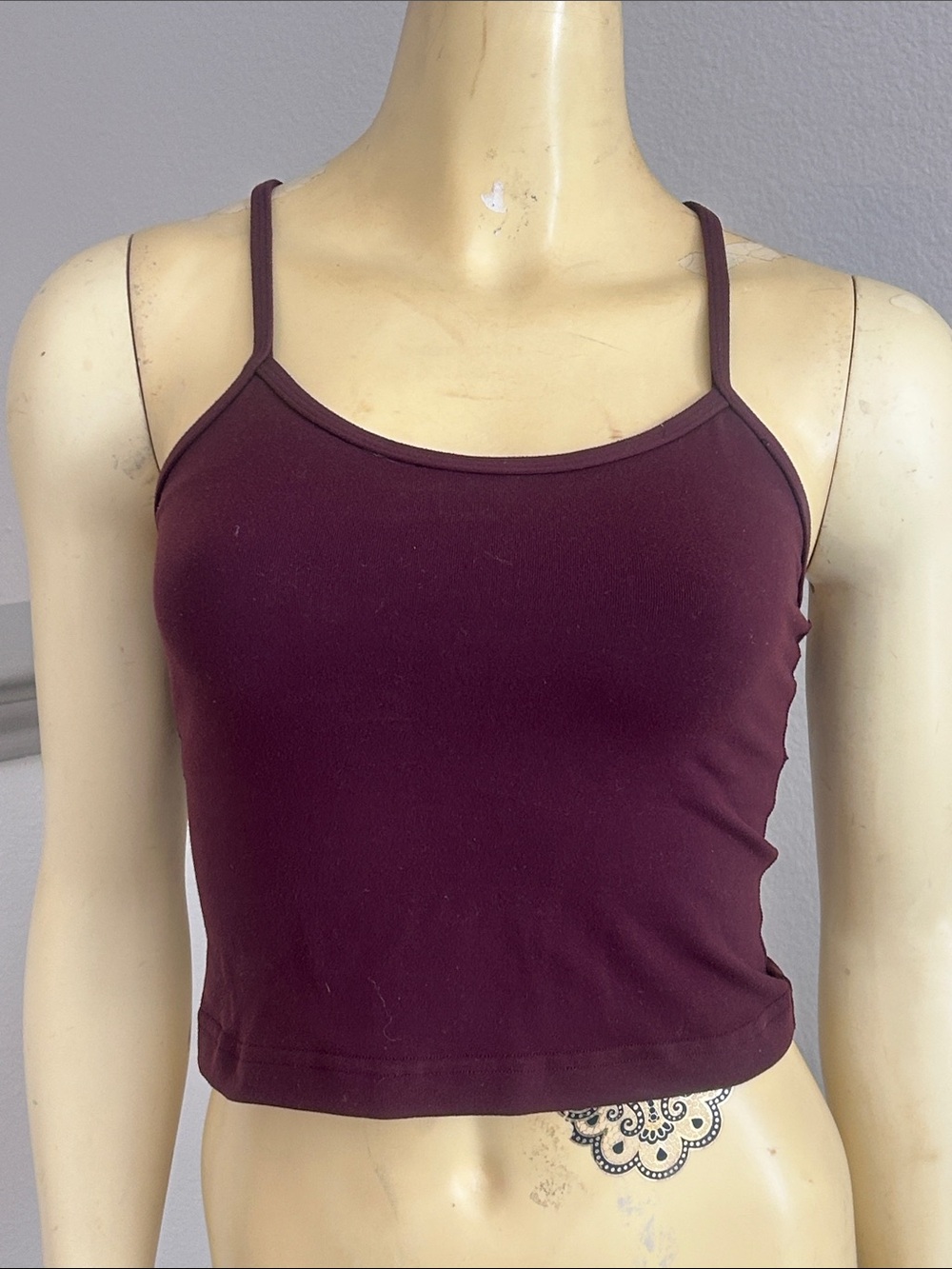 lululemon athletica Burgundy athletic sports Crop Tank tank top size 4